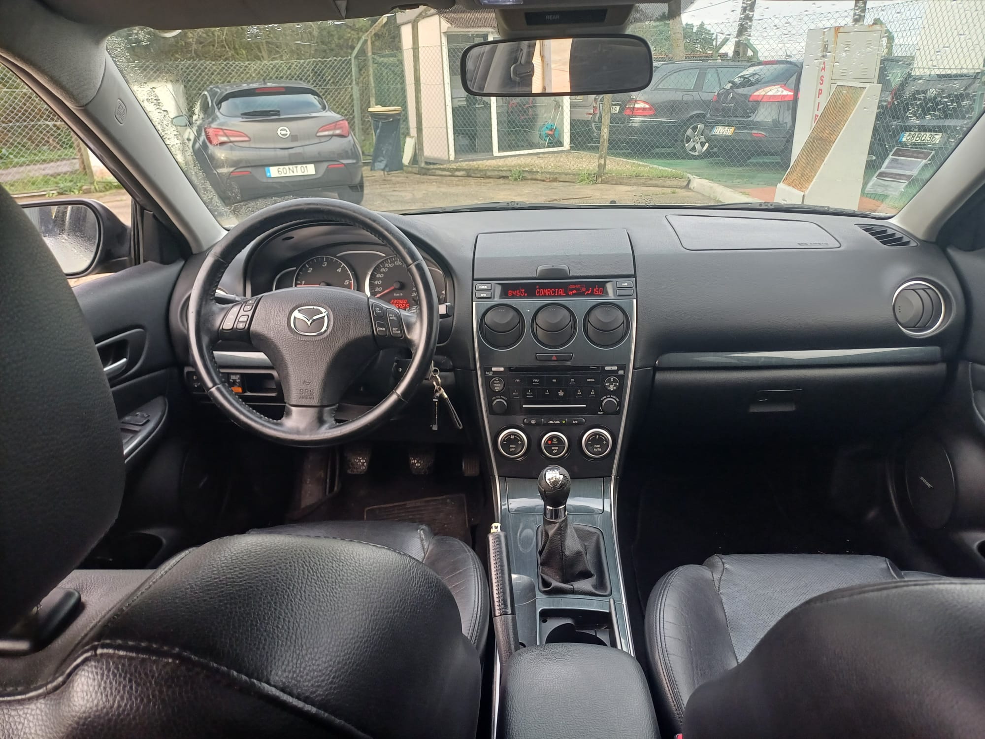 
								Mazda 6 2007 cheio									