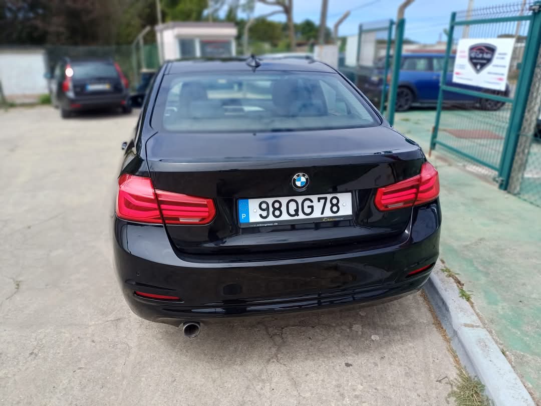 
								BMW 318d 2015 cheio									
