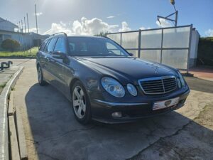 Mercedes-Benz E320 2005