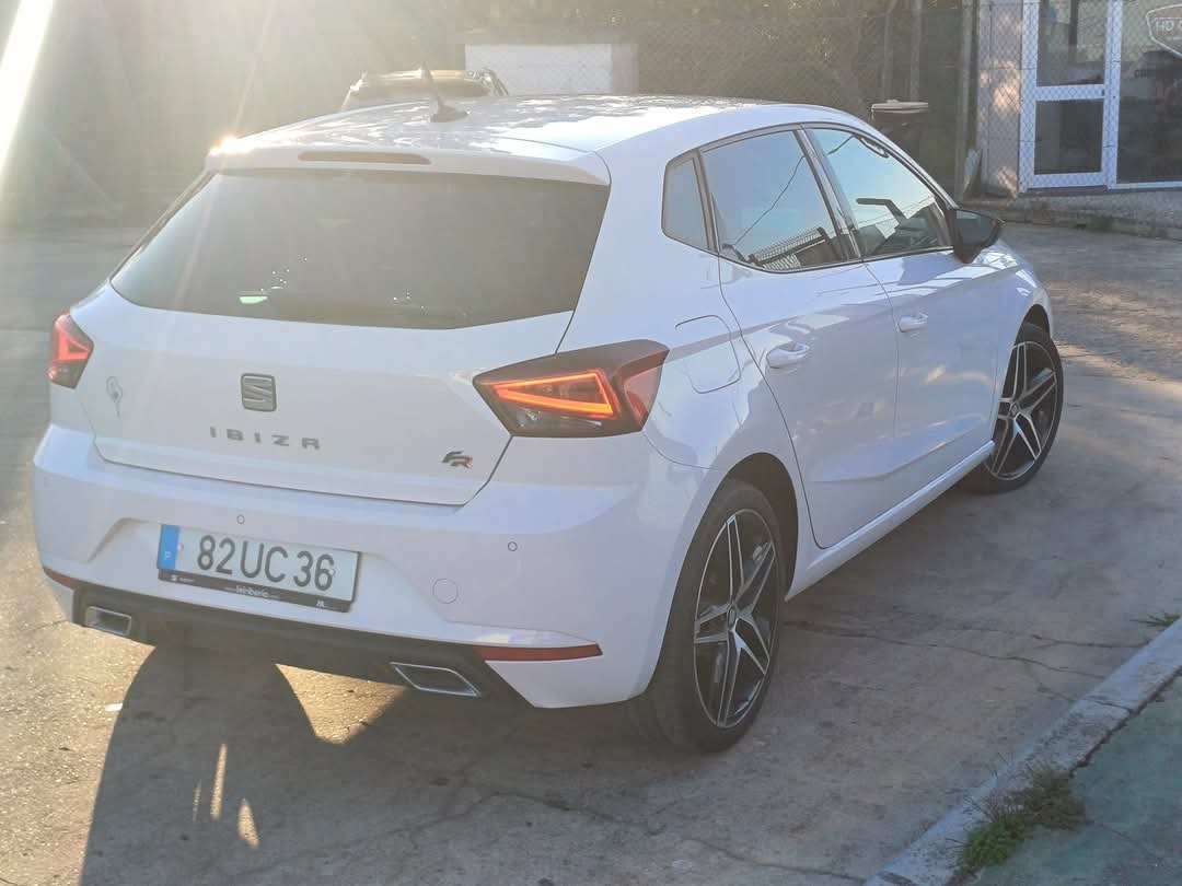 
								SEAT Ibiza Fr 2018 cheio									