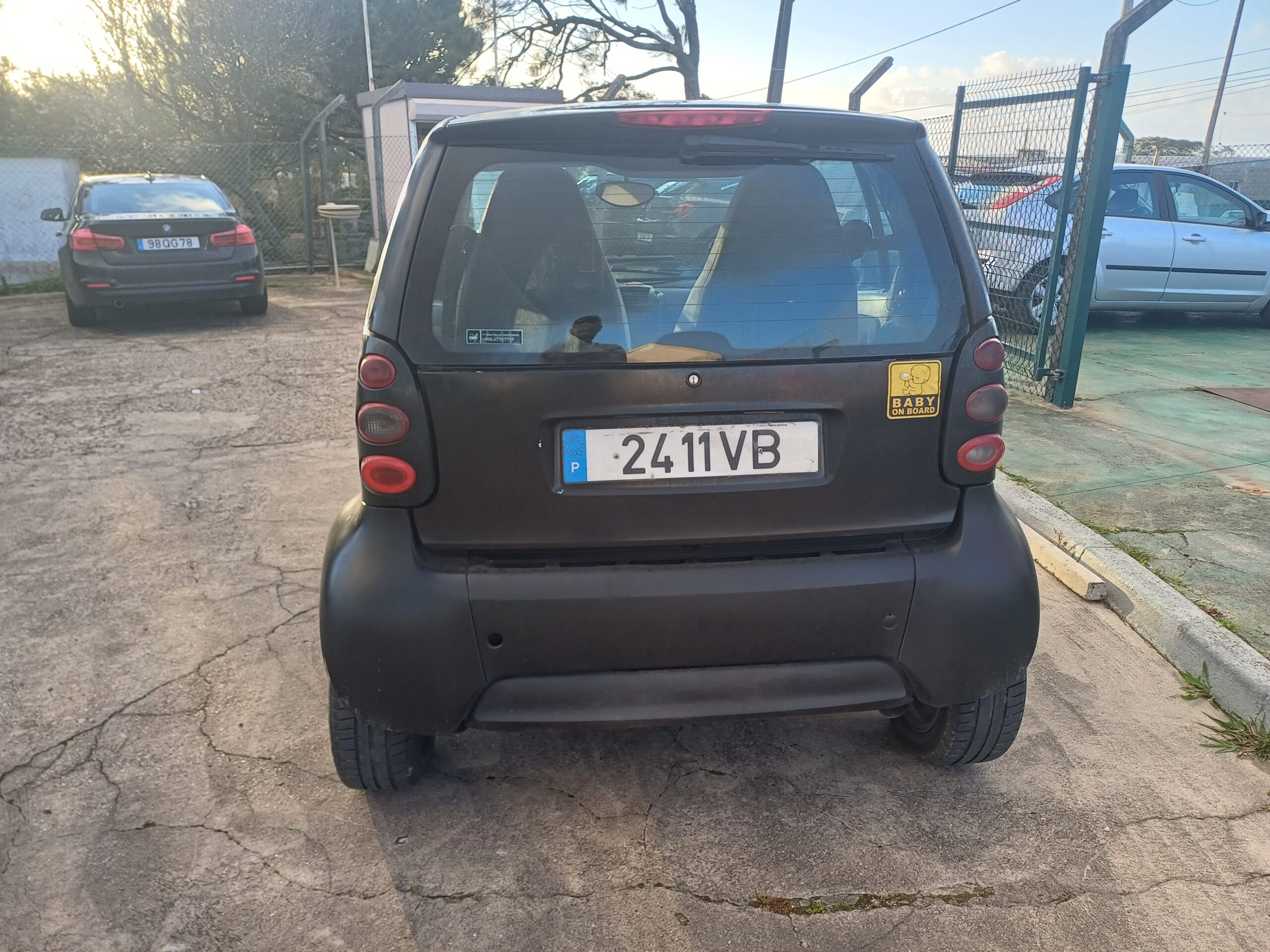 
								smart Coupe 2003 cheio									