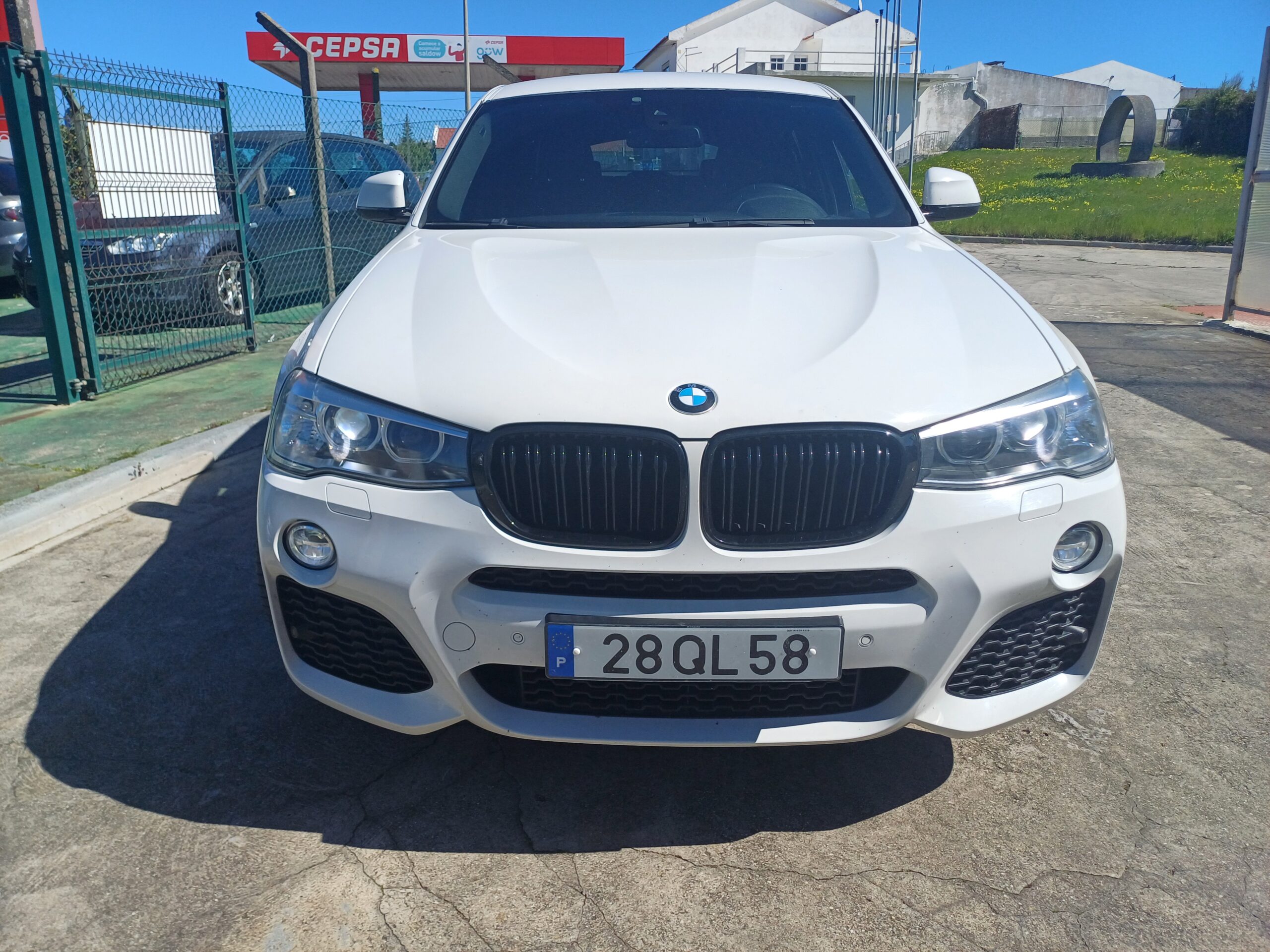 
								BMW X4 Pack M 2016 cheio									