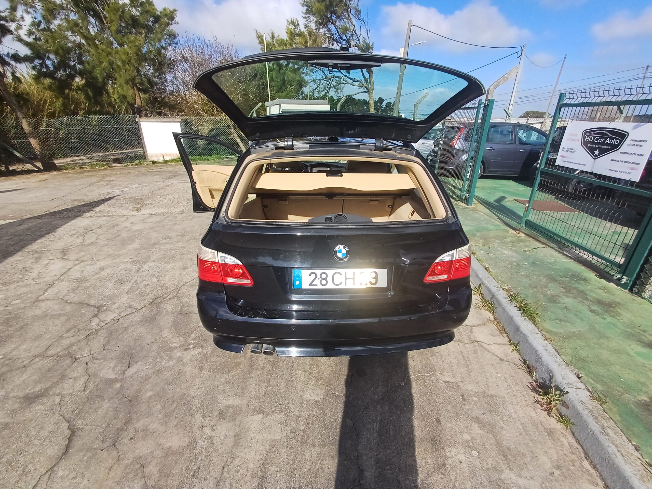 
								BMW 525D 2006 cheio									