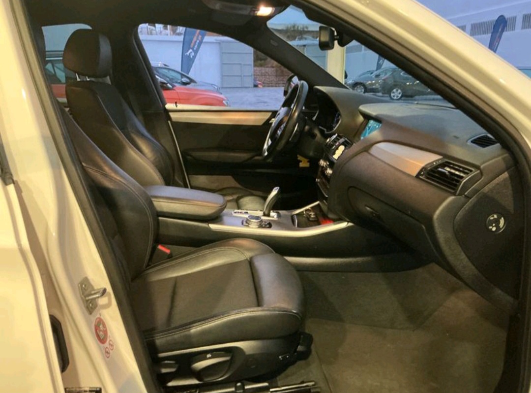 
								BMW X4 Pack M 2016 cheio									