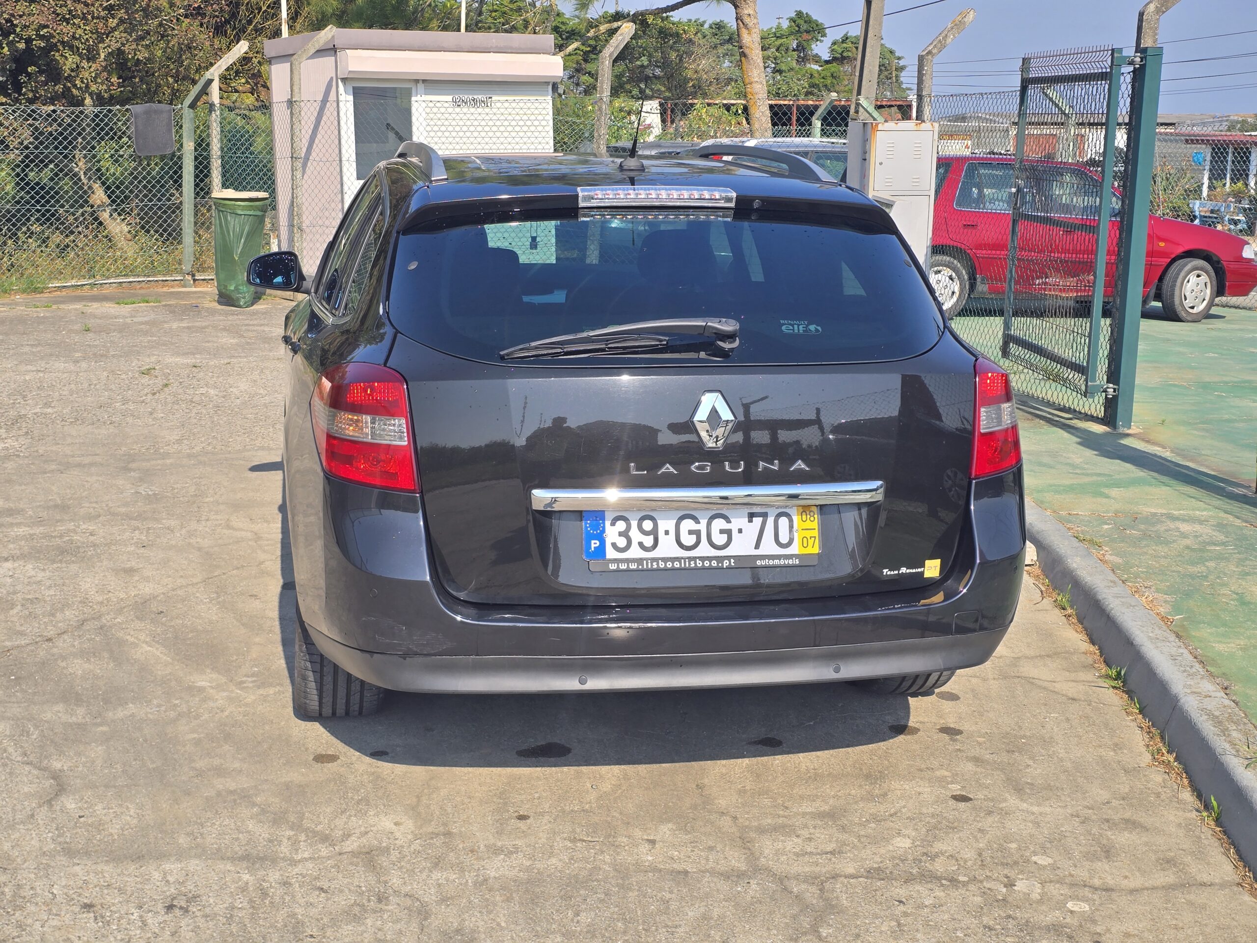 
								Renault Laguna 2008 cheio									