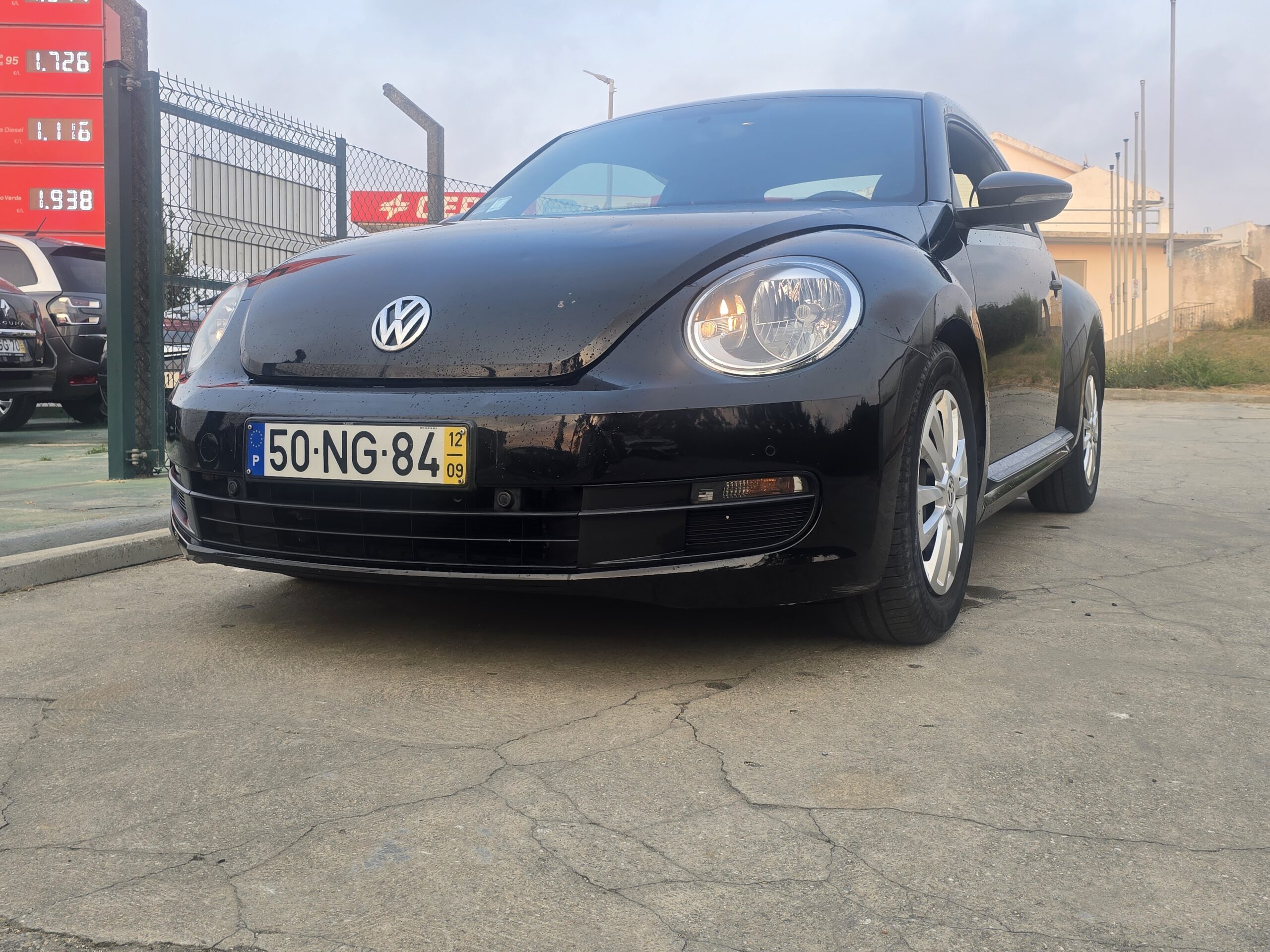 
								vw New Beetle 2012 cheio									