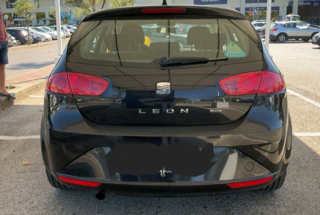 
								SEAT Leon 2011 cheio									
