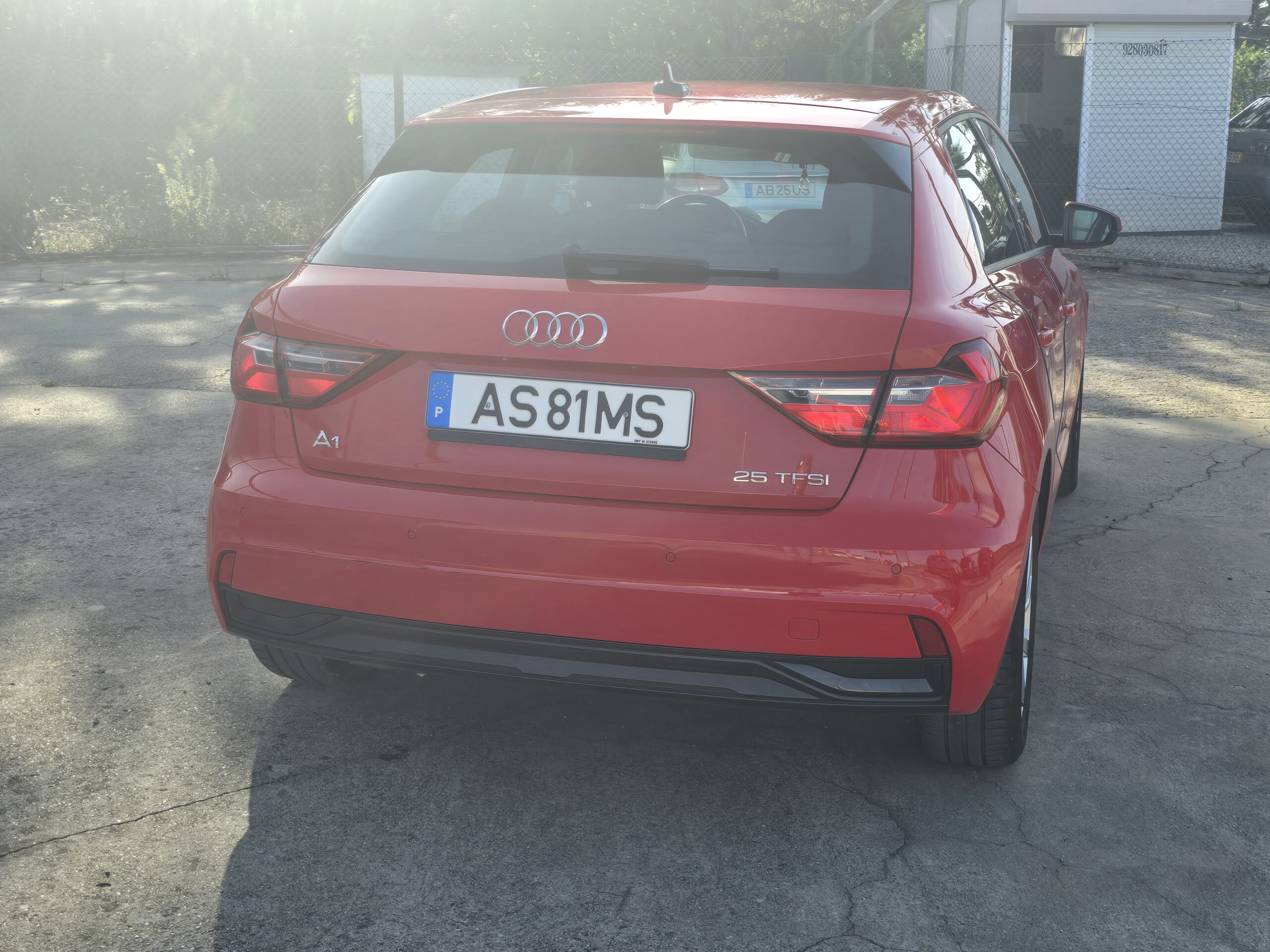 
								Audi A1 25 2022 cheio									
