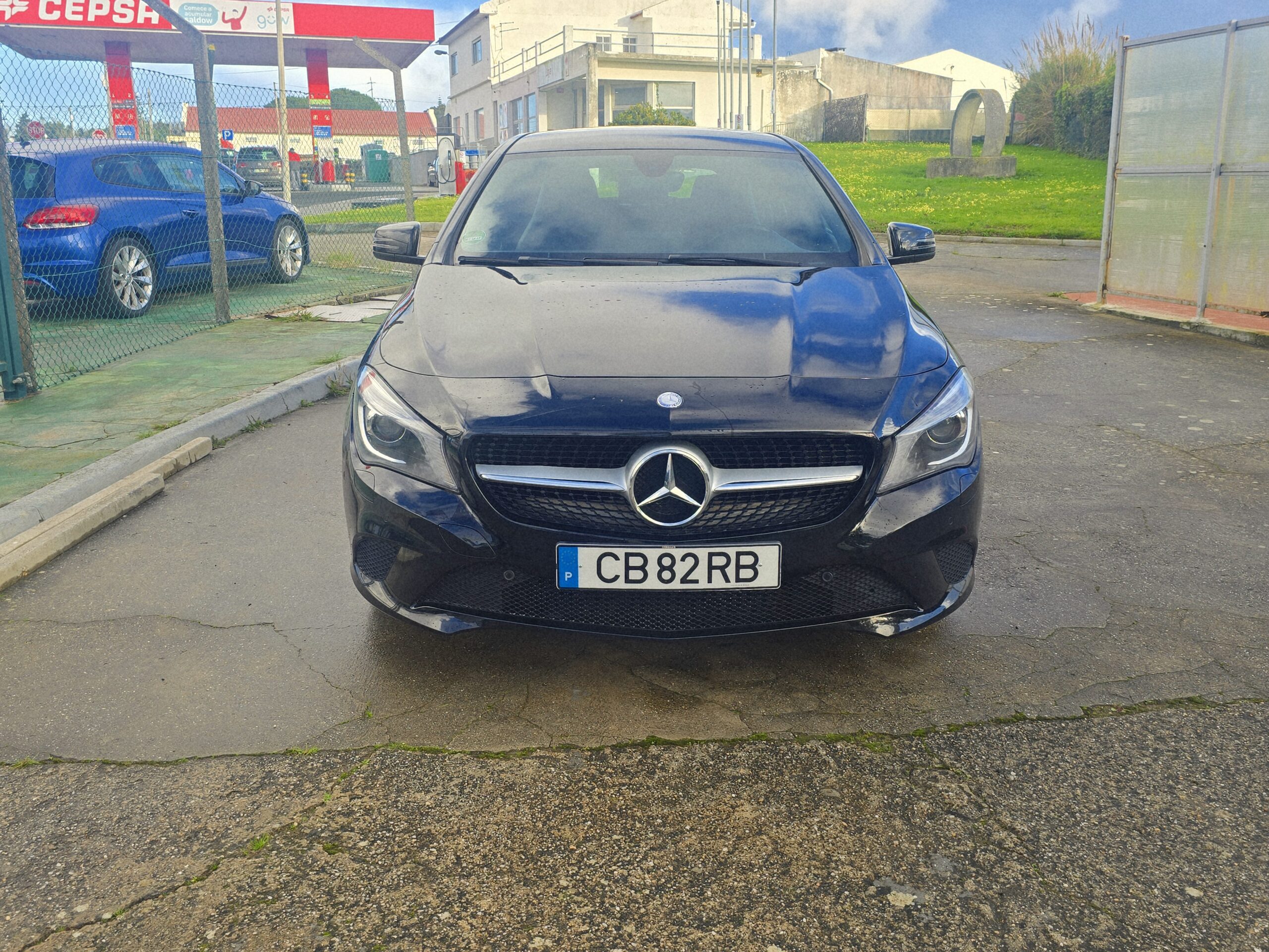 
								Mercedes-Benz CLA 220D 2017 cheio									