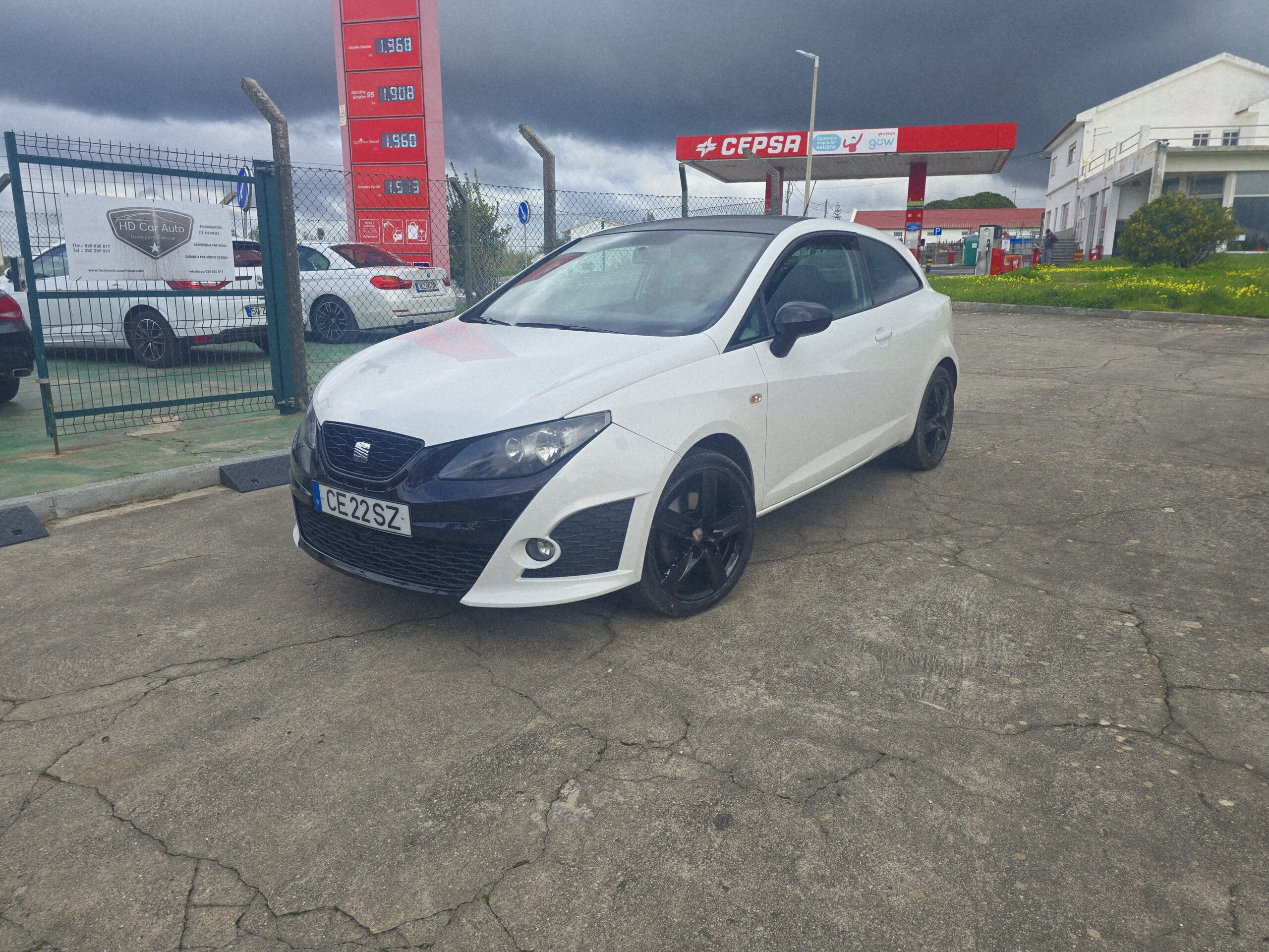 
								SEAT Ibiza Fr 2012 cheio									
