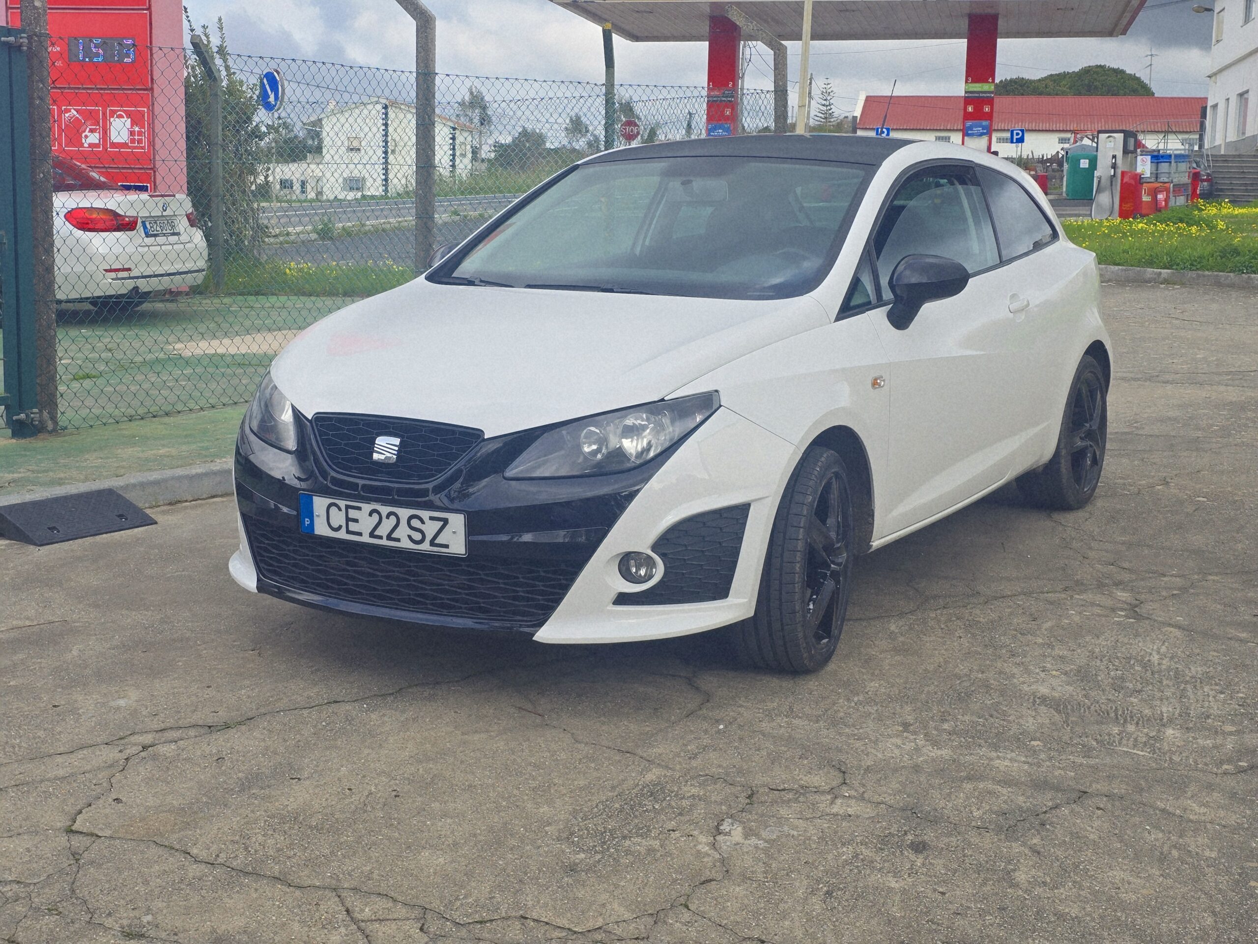 
								SEAT Ibiza Fr 2012 cheio									