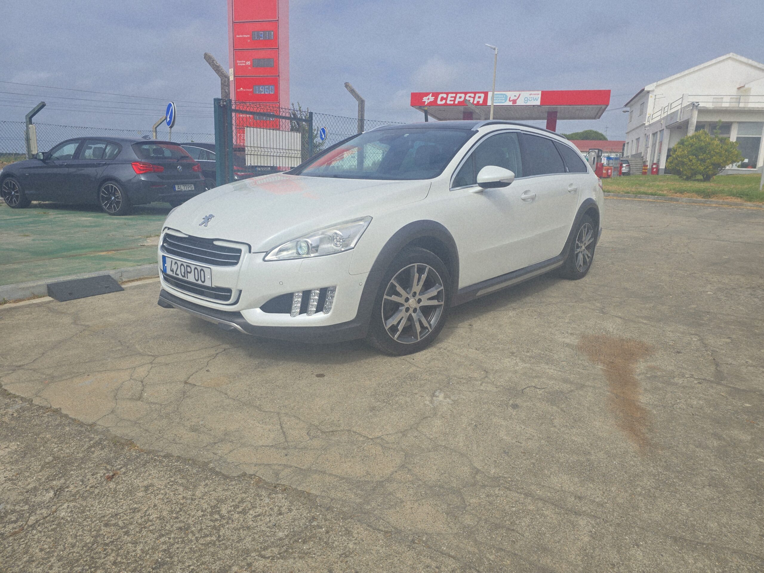 
								Peugeot 508 Rxh 2013 cheio									