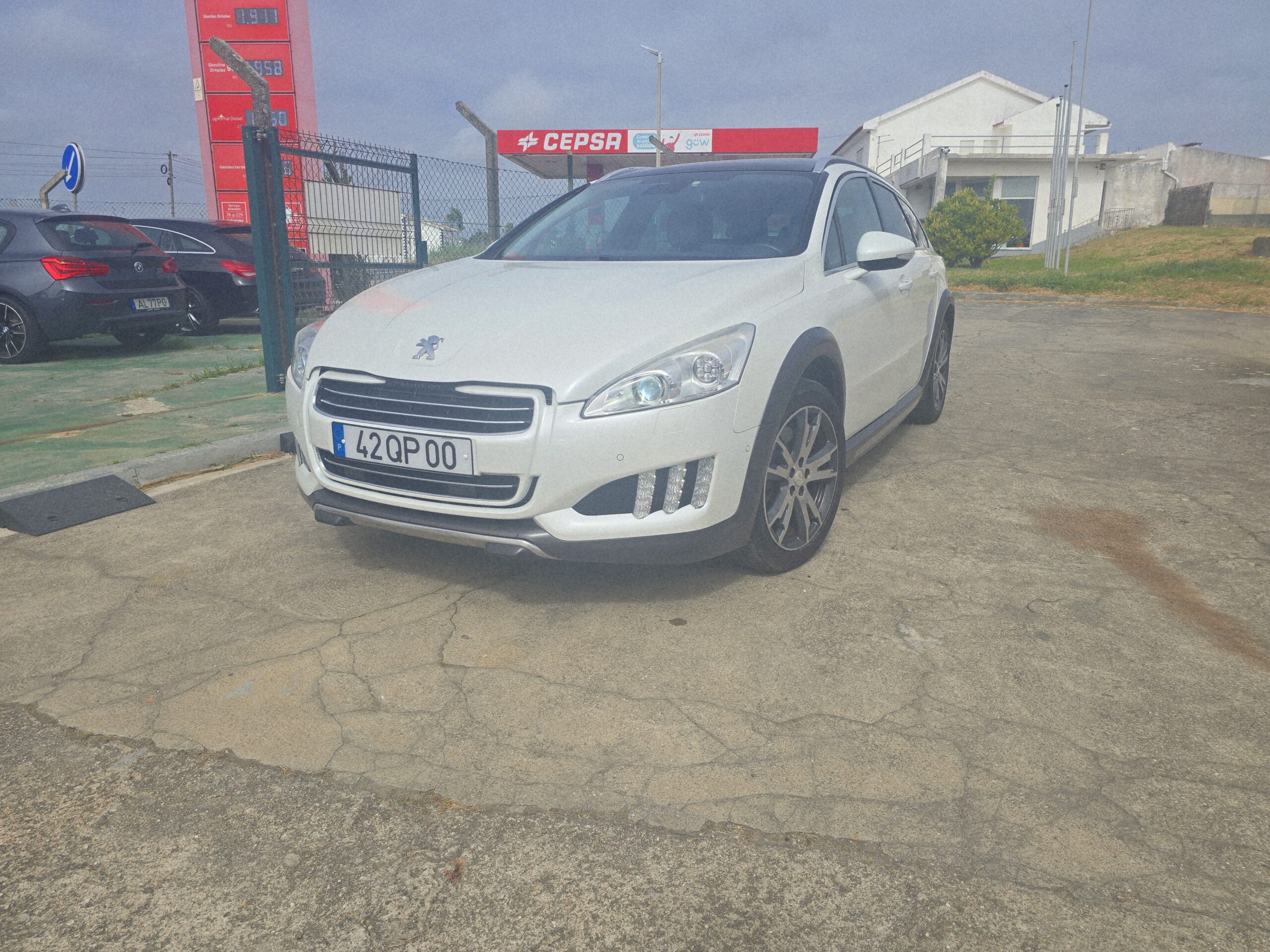 
								Peugeot 508 Rxh 2013 cheio									